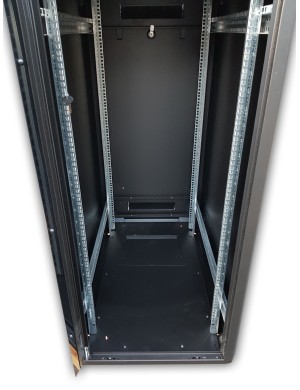 Baie serveur 19 pouces 26U, 600x1000mm, Cobox Elégante Pro