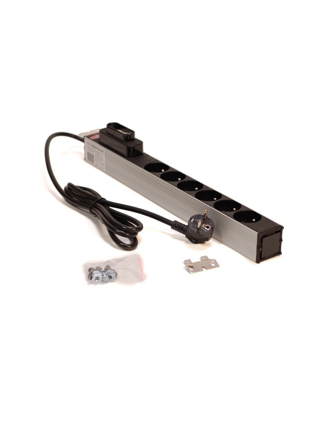Bandeau de prises, 19 pouces, 1U , 6 prises avec disjoncteur 16A