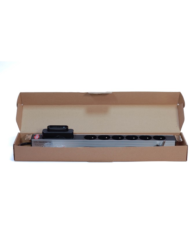 Bandeau de prises, 19 pouces, 1U , 6 prises avec disjoncteur 16A