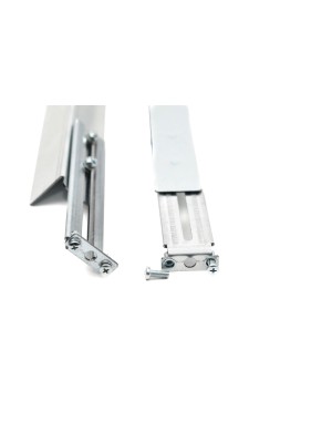 Kit de 2 équerres rack 19 pouces. Longueur 777mm pour une baie 800mm et 1000mm de profondeur