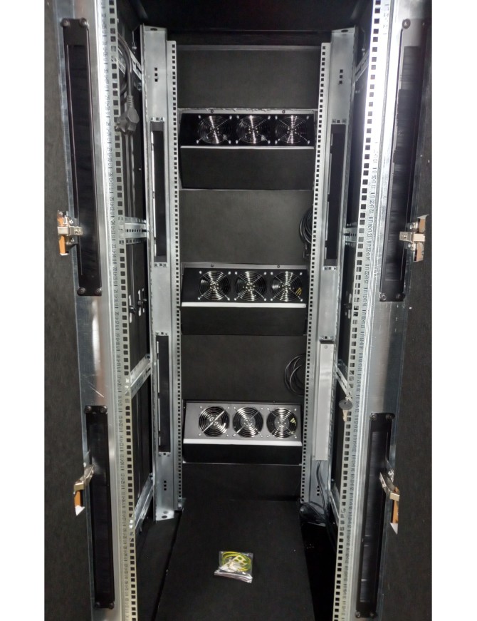 Baie serveur insonorisée 42U 750x1050mm Silence Style