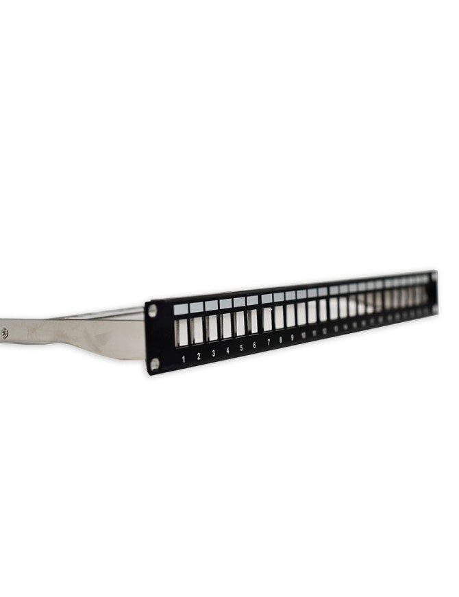 Panneau de brassage 24P, Cat6A FTP, Non équipé, avec guide câble