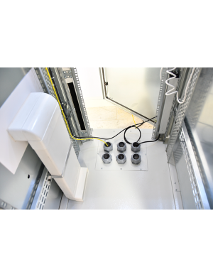 baie serveur insonorisée climatisée 42u 750x1030mm 2KW climatiseur