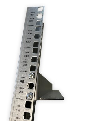 Kit de 2 équerres rack 19 pouces longeur 777mm pour une baie 1000mm